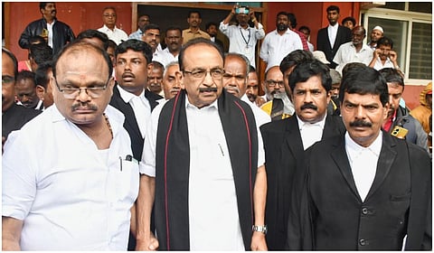 திண்டுக்கல் நீதிமன்றத்தில் மதிமுக பொதுச்செயலாளர் வைகோ ஆஜரானார் | படம். நா.தங்கரத்தினம்