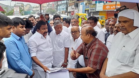 “நெல்லை சந்திப்பு பேருந்து நிலையத்தில் வெள்ள நீரை தடுக்க ரூ.5 கோடி ஒதுக்கீடு” - அமைச்சர் கே.என்.நேரு தகவல்