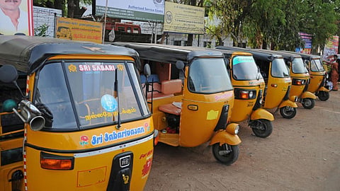 ஆட்டோ கட்டணம்: ஒப்பந்தத்தை மதித்தால் தீர்வு கிடைக்கும்!