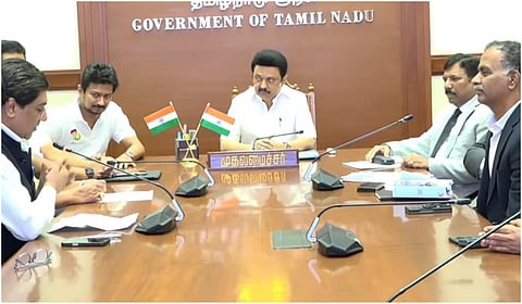 ராணிப்பேட்டை மாவட்டம் பணப்பாக்கத்தில் தைவானின் ஹாங்பூ நிறுவனம் சார்பில் அமையவுள்ள காலணி தொழிற்சாலைக்கு முதல்வர் மு.க.ஸ்டாலின் அடிக்கல் நாட்டினார்.