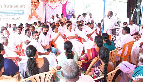 கருணாநிதி மைதானத்துக்கு கரன்ட் பில் கூட கட்டமுடியாத திமுக அரசு எப்படி மக்களை காப்பாற்றும்? - ஆர்.பி.உதயகுமார் கேள்வி