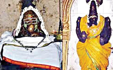 ஞாயிறு தரிசனம்: பிரிந்த தம்பதி ஒற்றுமைக்கு அருளும் கீழப்பழுவூர் ஆலந்துறையார்