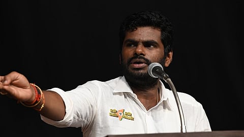 அண்ணா பல்கலை. சம்பவம்: அமித் ஷாவிடம் அறிக்கை கொடுப்போம் - டெல்லி புறப்பட்ட அண்ணாமலை தகவல்