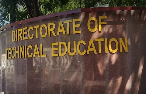 படிக்கும்போதே வேலைவாய்ப்பு திறனை அதிகரிக்க பாலிடெக்னிக் மாணவர்களுக்கு ஓராண்டு தொழில் பயிற்சி திட்டம்