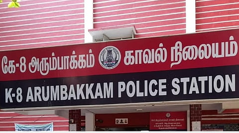 போதைப் பொருள் கடத்தல் கும்பலிடமிருந்து 5 துப்பாக்கிகள், 79 தோட்டாக்கள் பறிமுதல்: சென்னை அரும்பாக்கத்தில் இருவர் கைது