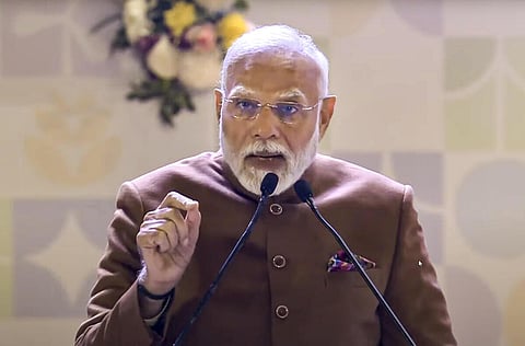 கிராம மக்களுக்கு கண்ணியமான வாழ்க்கையை வழங்குவதே அரசின் முன்னுரிமை: பிரதமர் மோடி