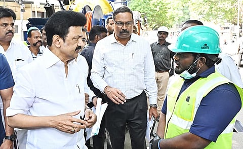 தொழில்முனைவோராக மாற்றும் திட்டம்: தூய்மைப் பணியாளர்களுடன் முதல்வர் சந்திப்பு