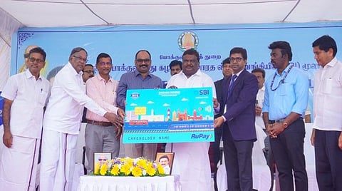 பேருந்துகளில் டிஜிட்டல் பரிவர்த்தனையை ஊக்குவிக்க சிங்கார சென்னை பயண அட்டை திட்டம் அறிமுகம்