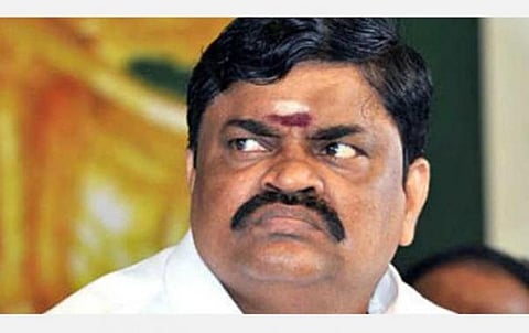 ராஜேந்திர பாலாஜி வழக்கில் சிபிஐ விசாரணையை திரும்ப பெற உயர் நீதிமன்றம் மறுப்பு