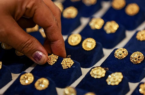சவரன் ரூ.60,000-ஐ தாண்டியது: தங்கம் விலை மென்மேலும் உயருமா?
