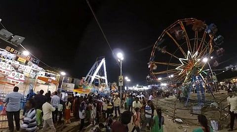 சுற்றுலா பொருட்காட்சியை காண மக்கள் ஆர்வம்: சென்னை தீவுத்திடலில் 16 நாட்களில் 1.5 லட்சம் பேர் பார்த்தனர்