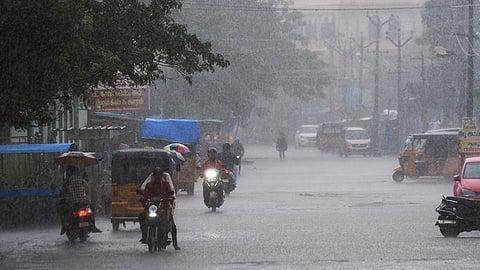 தென் தமிழகத்தில் நாளை மிதமான மழைக்கு வாய்ப்பு