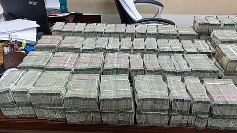 ஓடும் ரயிலில் ரூ.4 கோடி சிக்கிய விவகாரம்: புதுச்சேரி பாஜக எம்.பி.யிடம் 10 மணி நேரம் விசாரணை