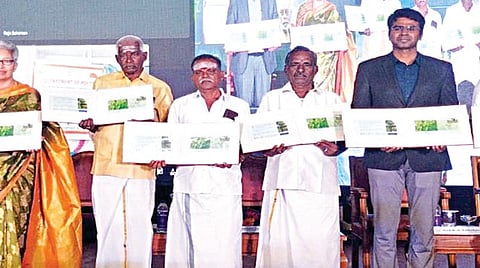 தனித்துவமான சுவை கொண்ட ஆத்தூர், சோழவந்தான் வெற்றிலைகளின் சிறப்பு அஞ்சல் உறை வெளியீடு