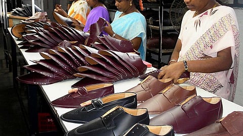 காலணி, தோல் துறை மேம்பாட்டுக்கு சிறப்பு திட்டம்: மத்திய பட்ஜெட்