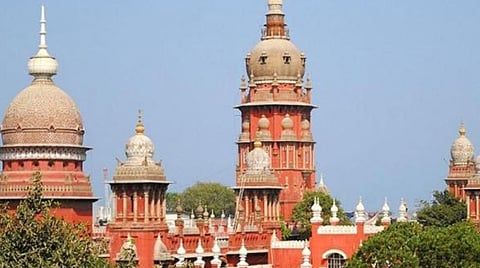 ரூ. 20 லட்சம் வழிப்பறி வழக்கில் சிறப்பு எஸ்ஐ உட்பட 4 பேருக்கு ஜாமீன்