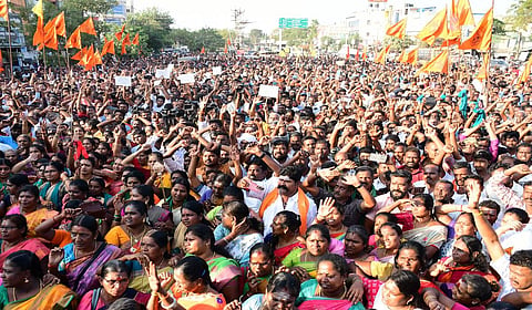 திருப்பரங்குன்றம் ஆர்ப்பாட்டத்தில் ஒரு மணி நேரத்தில் பல ஆயிரம் பேர் திரண்டது எப்படி?