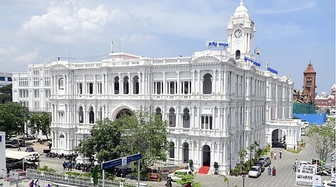 வணிக உரிம கட்டணத்தை ரூ.1,000 ஆக குறைக்க வேண்டும்: சென்னை மாநகராட்சி ஆணையரிடம் மனு