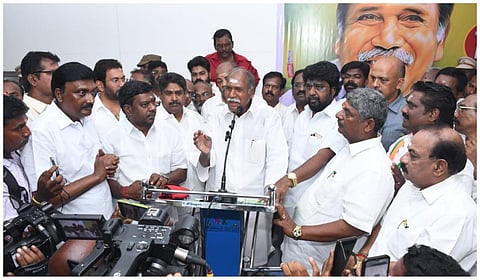 புதுச்சேரி முதல்வர் ரங்கசாமி