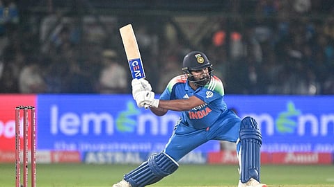 ரோஹித் சர்மா அசத்தல் சதம்: 4 விக்கெட் வித்தியாசத்தில் இந்தியா வெற்றி | IND vs ENG 2-வது ODI