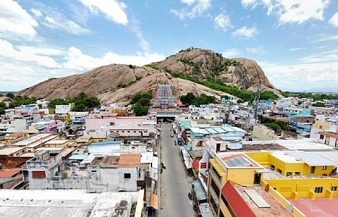 திருப்பரங்குன்றம் மலையை சமணர் குன்றாக பராமரிக்கக் கோரி வழக்கு - தொல்லியல் துறை மனு தாக்கல் செய்ய ஐகோர்ட் உத்தரவு