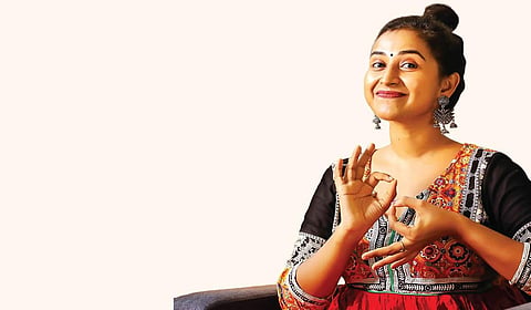 ஒரு ‘புக்டியூபர்’னு பெருமையா சொல்வேன்! | காபி வித் ஆர்.ஜே.ஆனந்தி