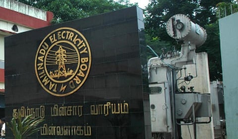 ஸ்மார்ட் மீட்டர் பொருத்தும் திட்டத்தை தமிழக அரசு கைவிட மின் பொறியாளர்கள் சங்கம் வலியுறுத்தல்