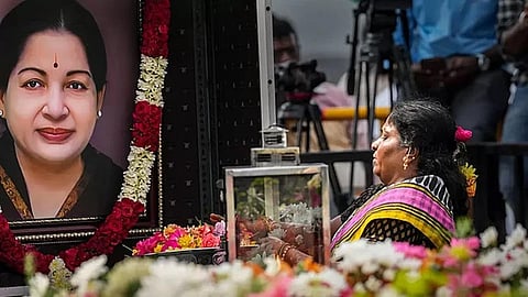 நாடே பின்பற்றும் ‘அம்மா ஃபார்முலா’ - பெண்களுக்காக என்ன செய்தார் ஜெயலலிதா?