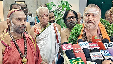 காஞ்சி சங்கர மடத்துக்கு வர உ.பி. முதல்வருக்கு அழைப்பு: ஸ்ரீ விஜயேந்திர சரஸ்வதி சுவாமிகள் தகவல்