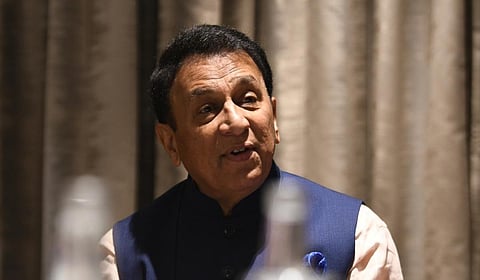 “நான் 10,000 ரன்கள் மைல்கல்லை எட்ட இம்ரான் தான் காரணம்” - சுனில் கவாஸ்கர் மனம் திறப்பு