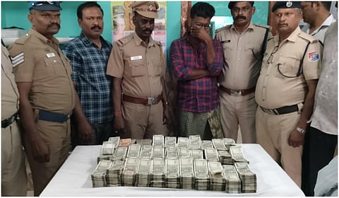 அரியலூர் ரயில் நிலையத்தில் பயணியிடம் ரூ.77 லட்சம் பறிமுதல்: ஹவாலா பணமா என விசாரணை