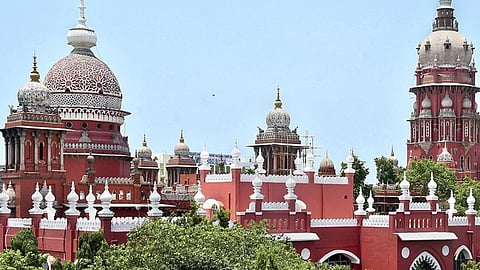 சென்னை மாநகராட்சியின் 15 மண்டலங்களிலும் நகர விற்பனை குழு அமைக்க ஐகோர்ட் உத்தரவு