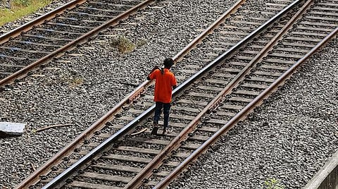 ரூ.274 கோடியில் ஒன்றரை ஆண்டாக நடந்துவந்த எழும்பூர் - கடற்கரை 4-வது பாதை பணி நிறைவு: விரைவில் சோதனை ஓட்டம்
