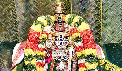 சடப்பொருளை உயிர்ப் பொருளாக்கிய சான்றாண்மையாளர் | ஆழ்வார்களின் அமுதத் தமிழ் - 23
