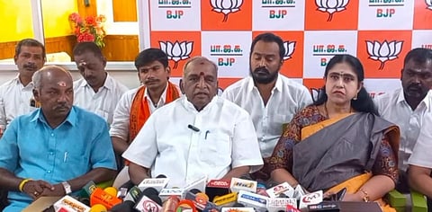 நாகர்கோவிலில் செய்தியாளர்களைச் சந்தித்த தமிழக பாஜகவின் மூத்த தலைவரும், முன்னாள் மத்திய அமைச்சருமான பொன்.ராதாகிருஷ்ணன்.