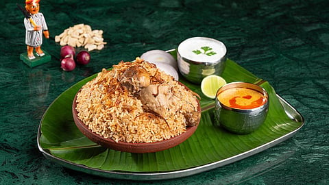 பிரியாணி சாப்பிடும்போது பெண்ணின் தொண்டையில் சிக்கிய எலும்பு: 8 மணி நேர அறுவை சிகிச்சைக்குப் பின் நீக்கம்