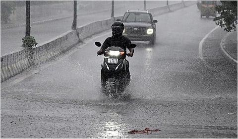 விருதுநகர் உள்ளிட்ட 3 மாவட்ட மலைப் பகுதிகளில் நாளை கனமழைக்கு வாய்ப்பு