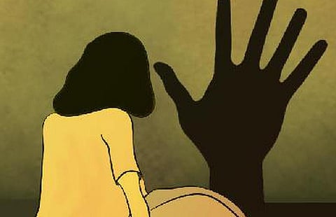 மாணவிக்கு பாலியல் தொந்தரவு கொடுத்த அரசுப் பள்ளி தலைமை ஆசிரியர் பணிநீக்கம்