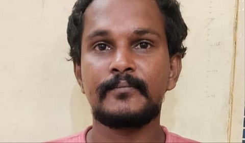 முதல்வர் குறித்து அவதூறு வீடியோ வெளியிட்ட திருச்செந்தூர் இளைஞர் கைது