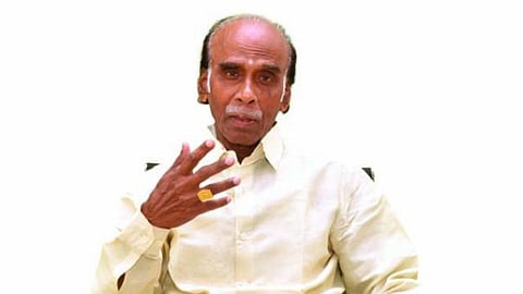 1600 பாடல்கள் எழுதிய கவிஞர் முத்துலிங்கத்துக்கு பாராட்டு விழா!