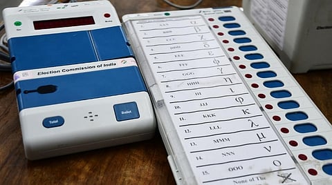 அடுக்குமாடி குடியிருப்புகளில் வாக்குச்சாவடி அமைக்க திட்டம்