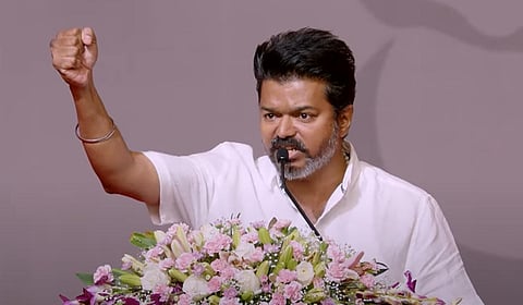 தவெக பொதுக்குழுக் கூட்டத்தில் அக்கட்சியின் தலைவர் விஜய்