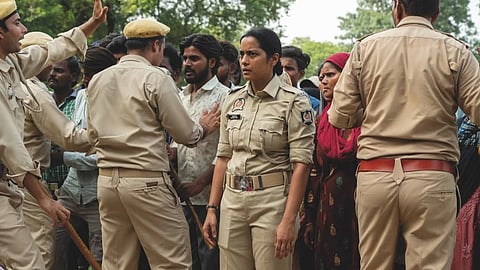 சாதிய பாகுபாடு, இஸ்லாமிய வெறுப்பு குறித்த காட்சிகள்: ஆஸ்கருக்கு சென்ற ‘சந்தோஷ்’ படத்துக்கு இந்தியாவில் தடை