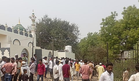 மகாராஷ்டிராவின் பீட் மாவட்டத்தில் மசூதியில் குண்டு வெடிப்பு