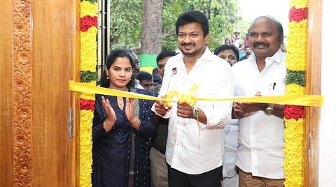 நாகேஸ்வர ராவ் பூங்காவில் நவீன உடற்பயிற்சி கூடம்: துணை முதல்வர் திறந்து வைத்தார்