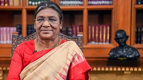 வக்பு திருத்த மசோதாவுக்கு குடியரசுத் தலைவர் ஒப்புதல்: சட்டம் உடனடியாக அமலுக்கு வந்தது