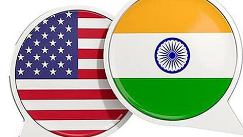 அமெரிக்க நிறுவனங்களில் பணியாற்றும் 3 லட்சம் இந்திய மாணவர்களை வெளியேற்ற திட்டம்