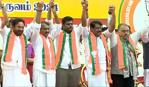 தமிழக பாஜக தலைவராக நயினார் நாகேந்திரன் அதிகாரப்பூர்வமாக அறிவிப்பு