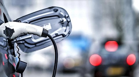 ஹைட்ரஜன், மின்சாரத்தில் இயங்கும் இருசக்கர வாகனம்