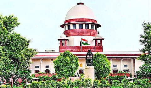 இந்து அறக்கட்டளையில் முஸ்லிம்களை அனுமதிப்பீர்களா? - வக்பு சட்ட வழக்கில் மத்திய அரசுக்கு உச்ச நீதிமன்றம் கேள்வி
